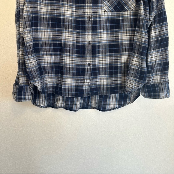 Time and Tru Women’s Blue Plaid Button-Up Shirt – Size XL - Picture 3 of 6